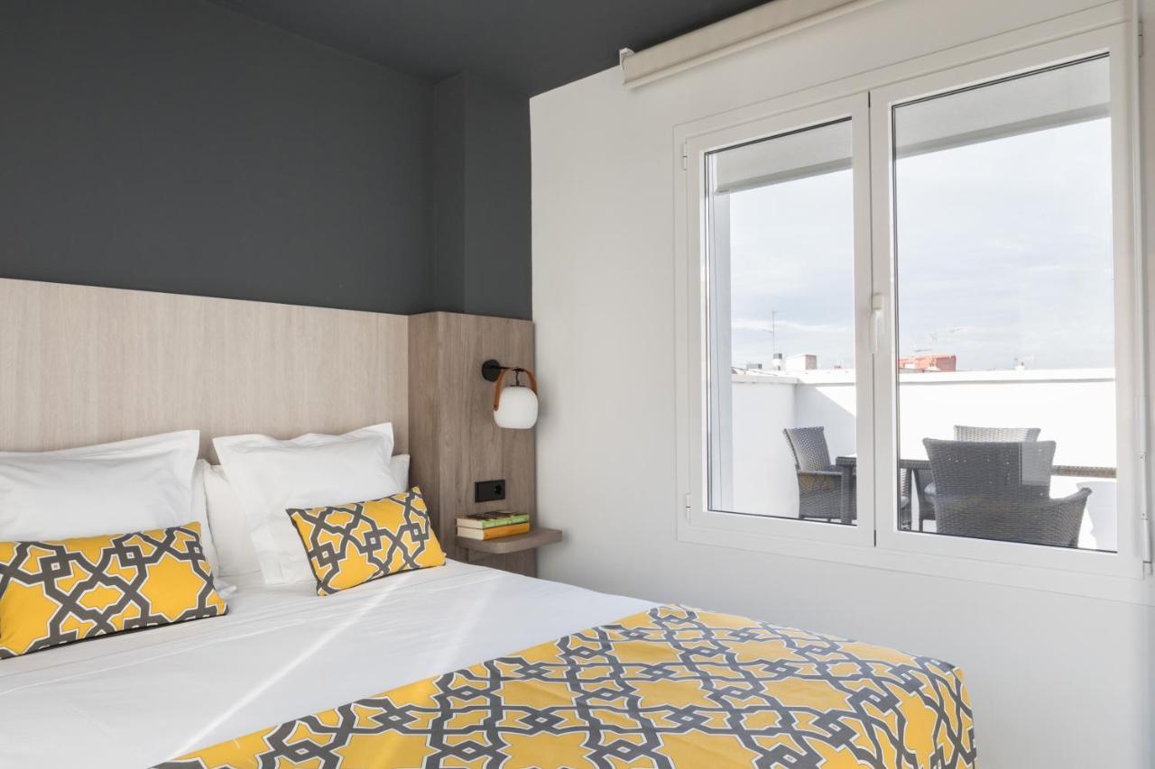 Apartamentos Las Torres Madrid Kültér fotó