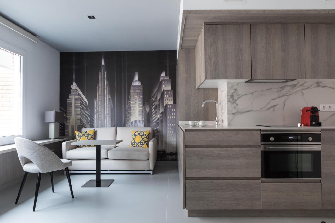 Apartamentos Las Torres Madrid Kültér fotó