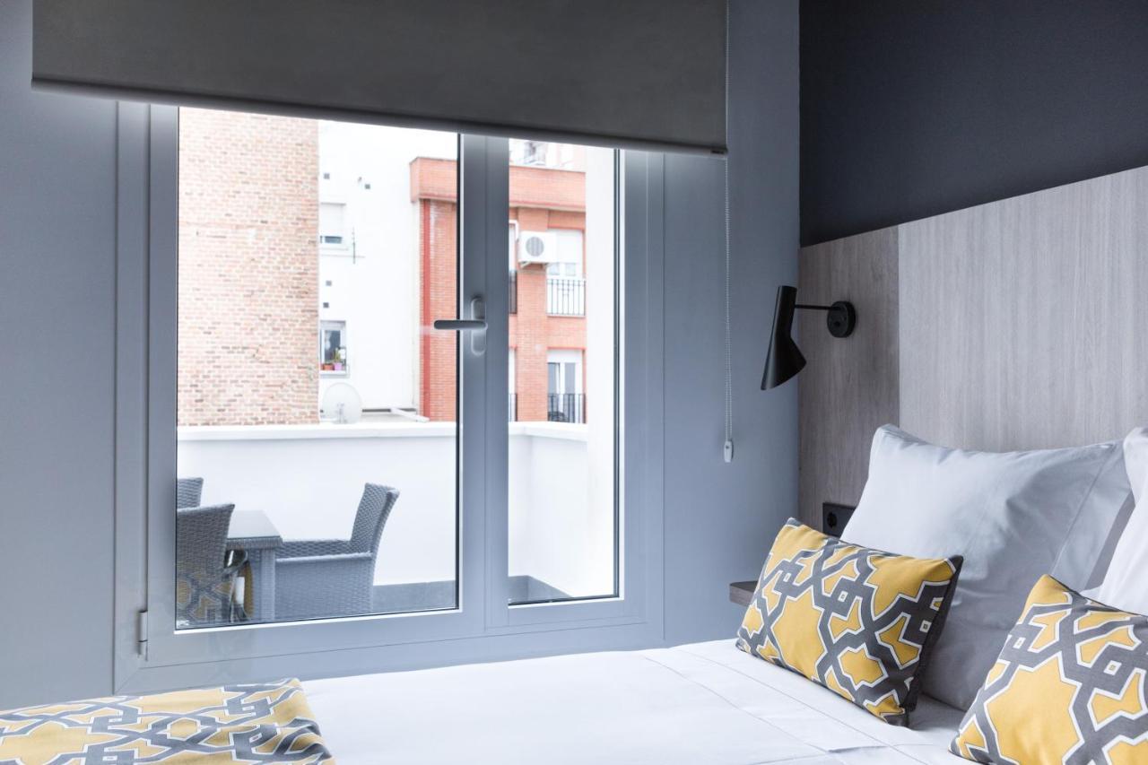 Apartamentos Las Torres Madrid Kültér fotó