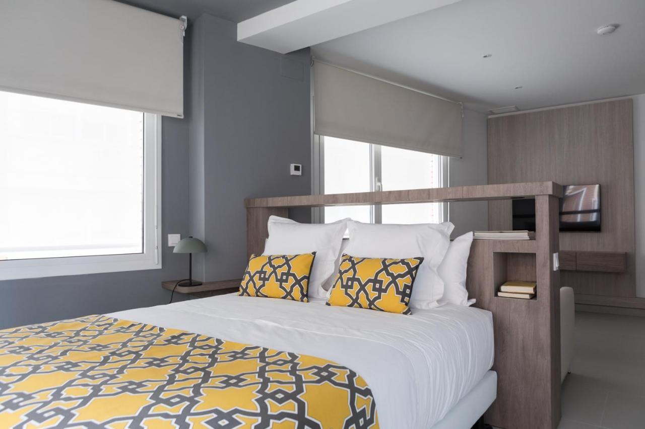 Apartamentos Las Torres Madrid Kültér fotó