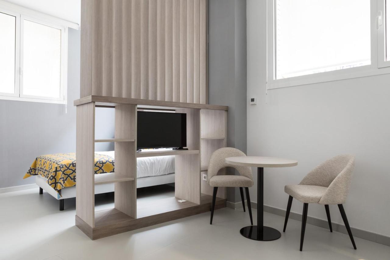 Apartamentos Las Torres Madrid Kültér fotó
