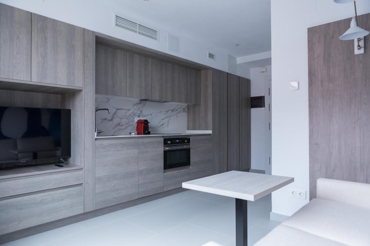 Apartamentos Las Torres Madrid Kültér fotó