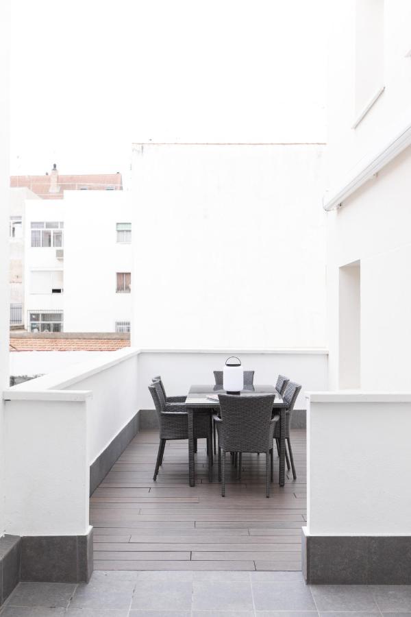 Apartamentos Las Torres Madrid Kültér fotó