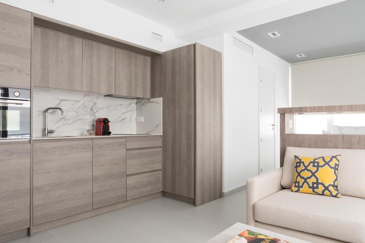 Apartamentos Las Torres Madrid Kültér fotó